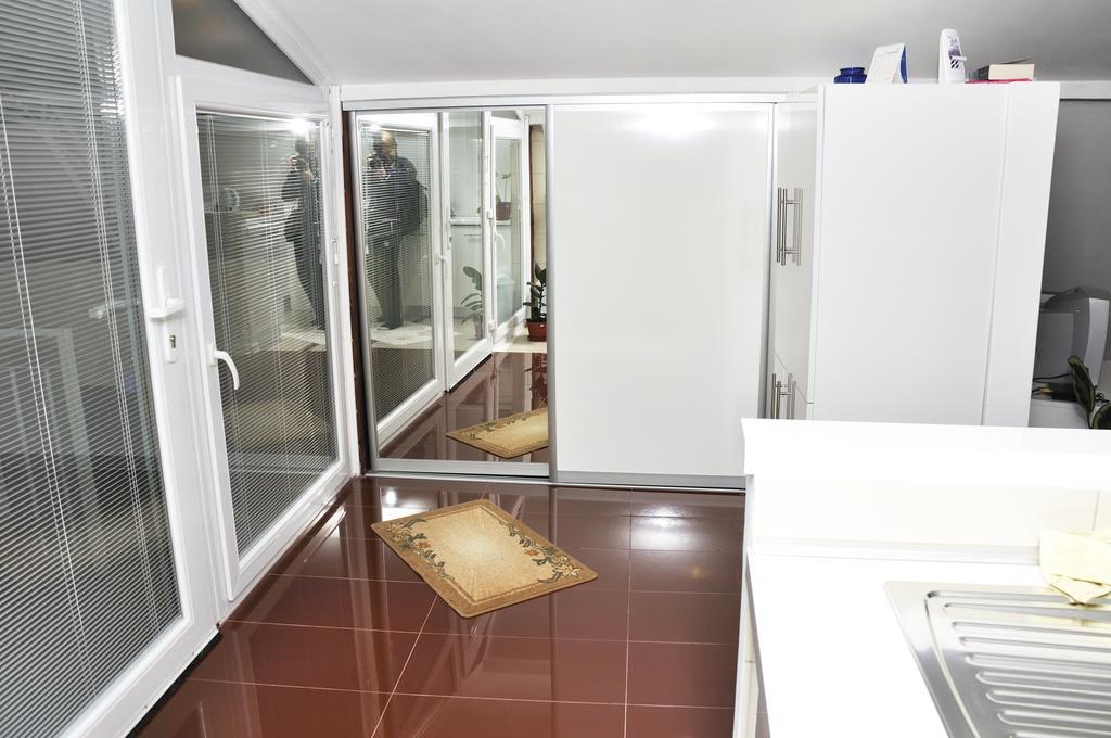 Apartment Studio Grcic Σαράγεβο Δωμάτιο φωτογραφία